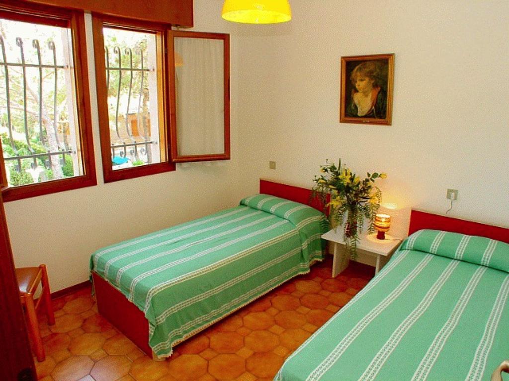 Lignano Riviera With Fireplace & Air Conditioning Lignano Sabbiadoro Exteriör bild